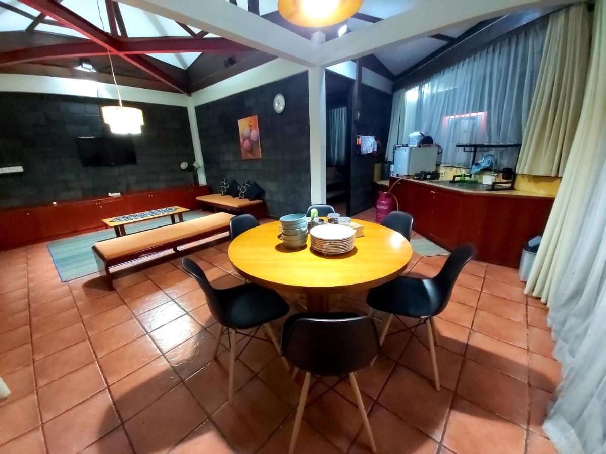 Vila Kolmas 59 Villa Bongkor ภายนอก รูปภาพ